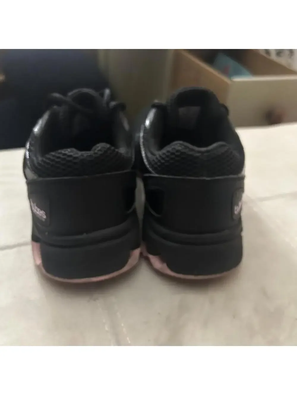 K-Swiss TUBES black comfort running shoes with pink sole size 8 #running #tubes